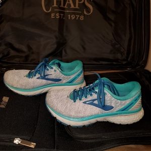 Womens Ghost 11 Brooks